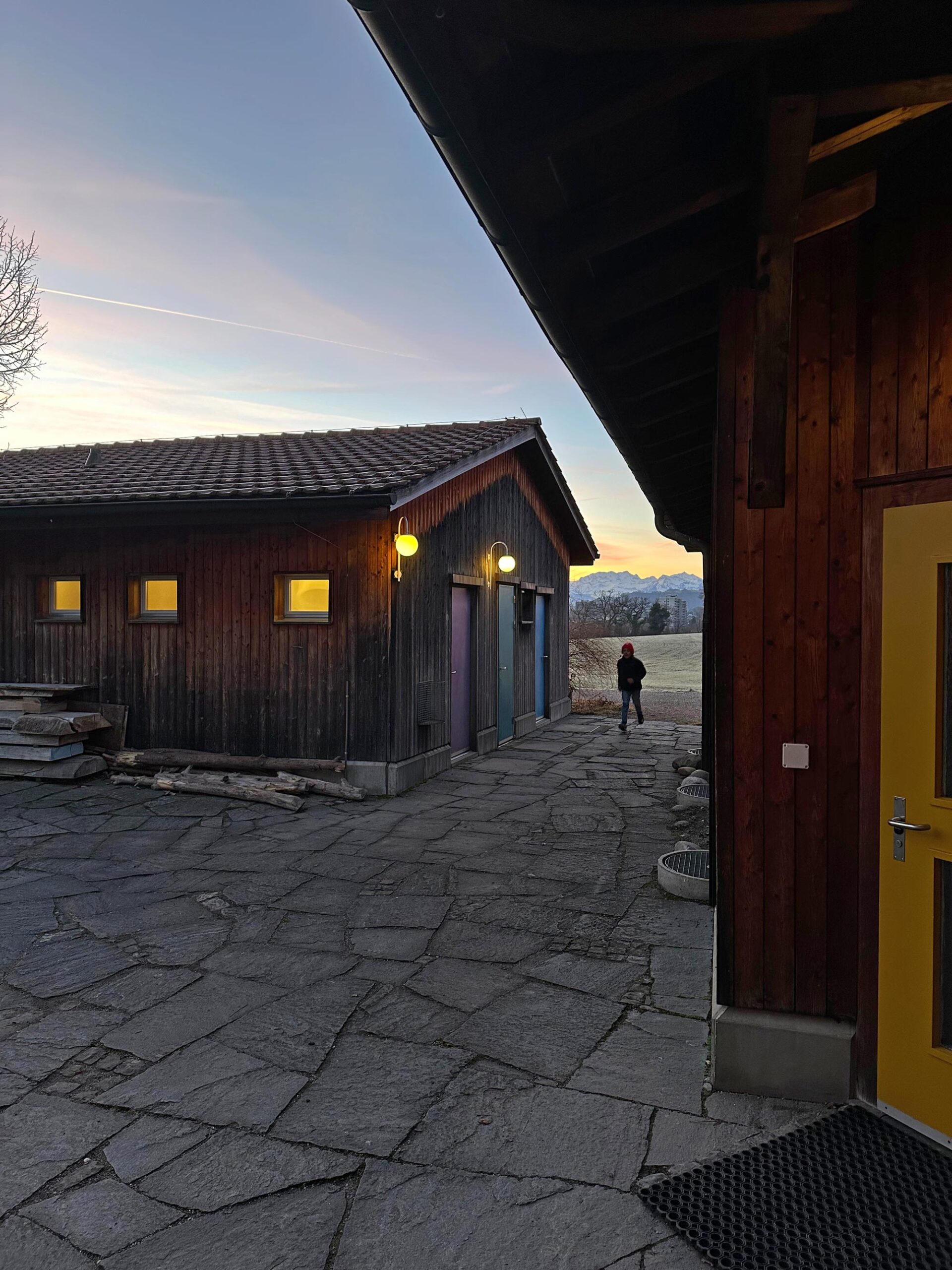 Gebäude der Steinerschule Bern. Schöne Stimmung