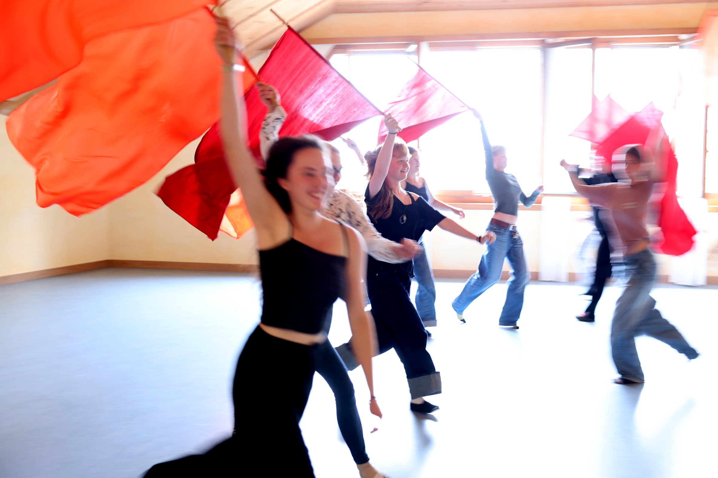 FREIGEGEBEN_CF_Ittigen_12-Klasse_Eurythmie_0M8A0027aa