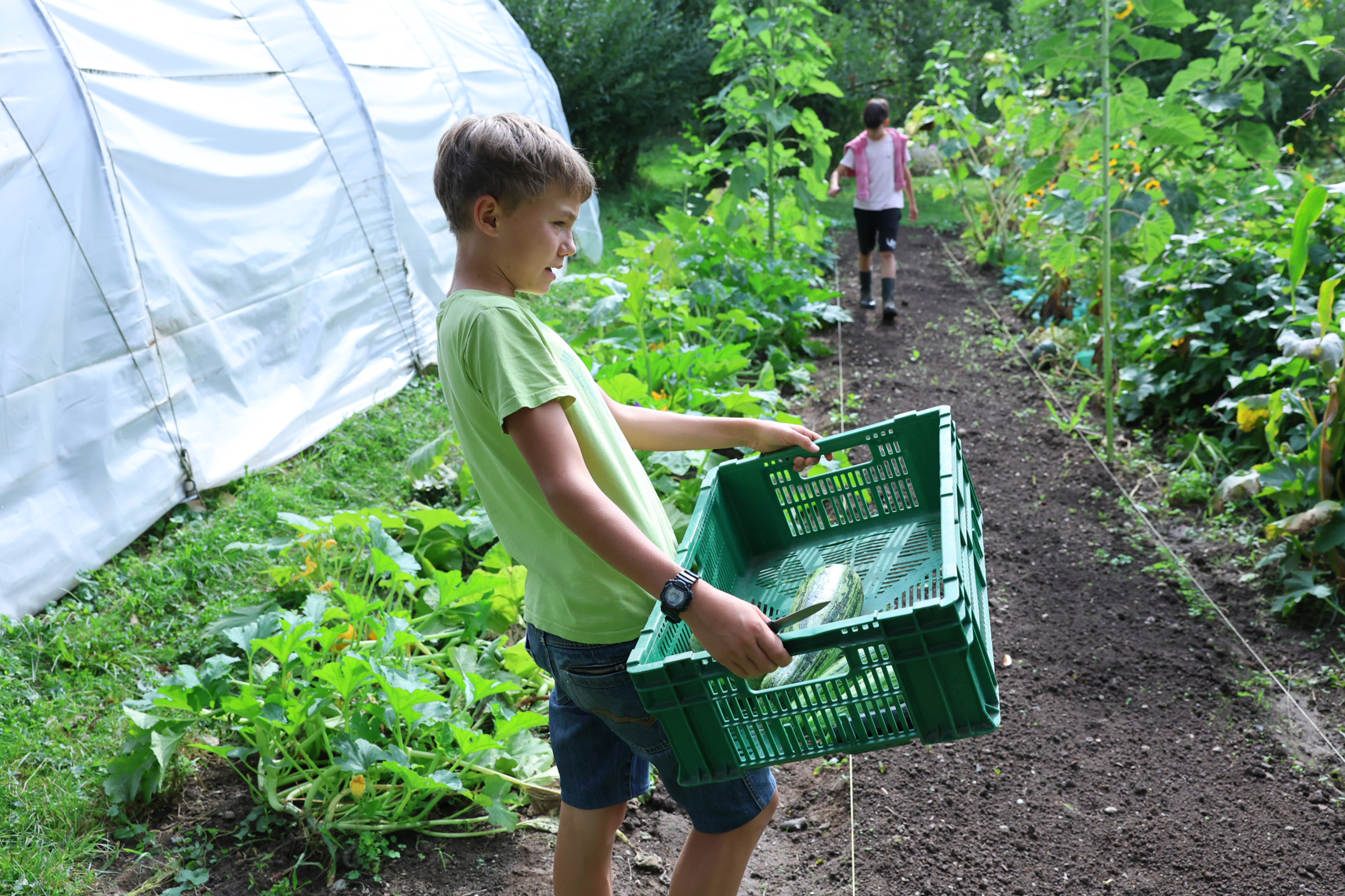FREIGEGEBEN_CF_Ittigen_8-Klasse_Gartenbeu_0M8A9366aa