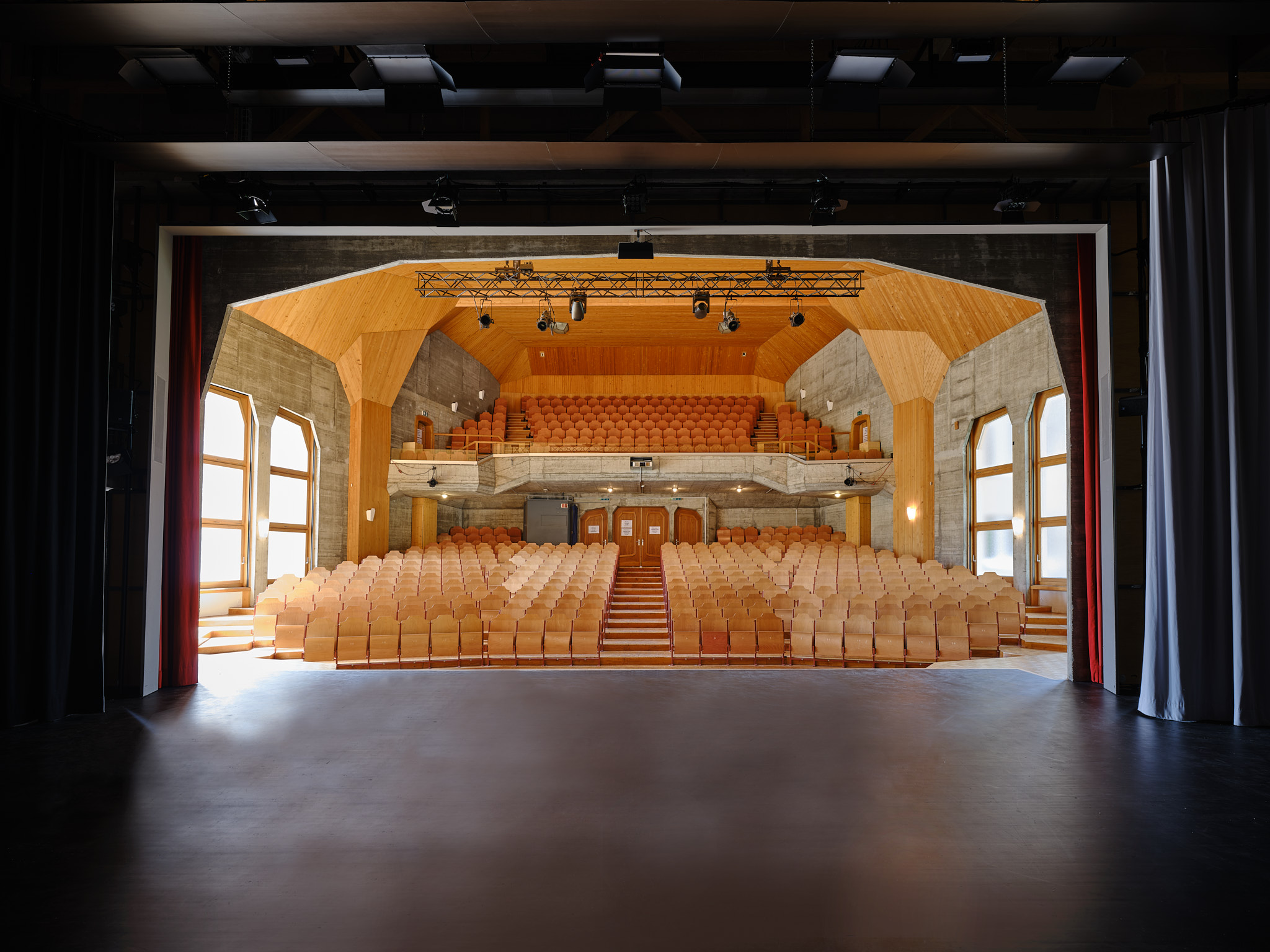 Grosser Saal _Ittigen_02